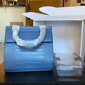 Modern Picnic lunch bag with lunch box. Vegan leather, blue croc.